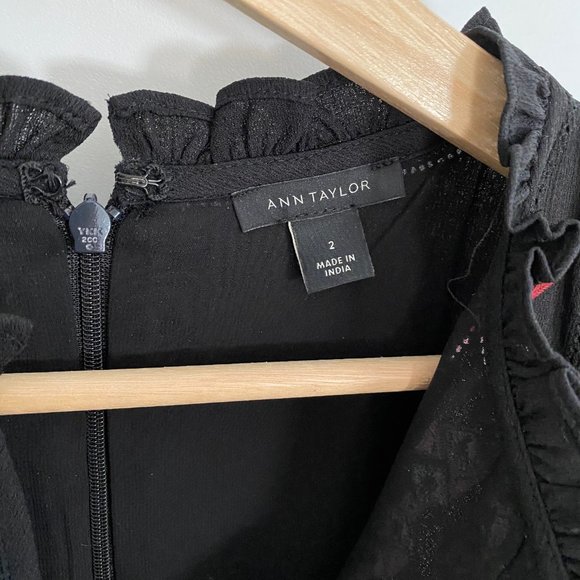 ANN TAYLOR Black Tie Sleeve Split Neck Embroidered Dress | Size 2 - Picture 5 of 10